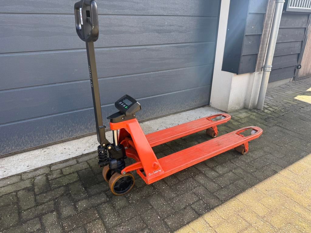 Palletwagen met weegsysteem Toyota BT LHM230WI, Ophalen, Zo goed als nieuw