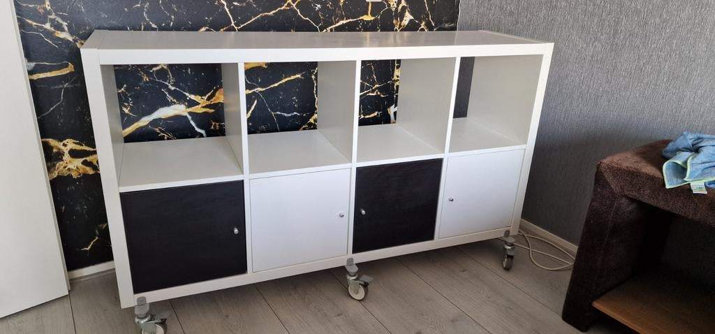 IKEA KALLAX kast op wieltjes - 158x88x39 cm, Huis en Inrichting, Kasten | Overige, Ophalen, Zo goed als nieuw