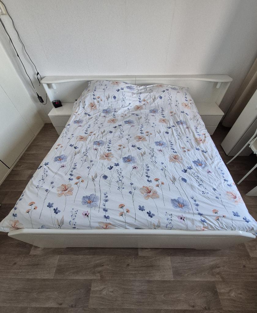 Vroomshoop slaapkamer bed 160x200, Ophalen, Tweepersoons