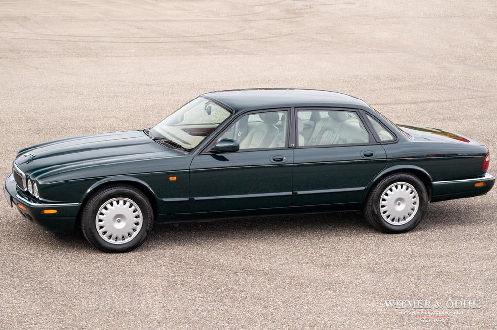 Jaguar XJ 3.2 V8 Executive Blijvend bijtellingsvriendelijk, Automaat, Achterwielaandrijving, Gebruikt, 8 cilinders