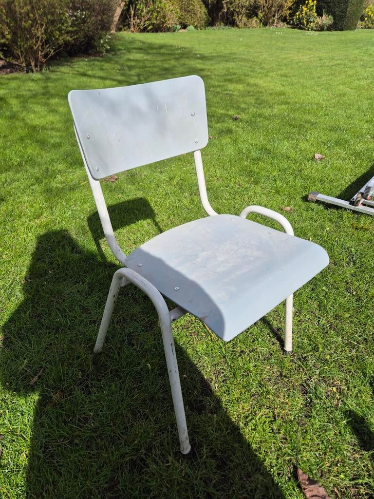 Oude schoolstoeltje, Huis en Inrichting, Stoelen, Ophalen, Gebruikt, Bruin, Eén