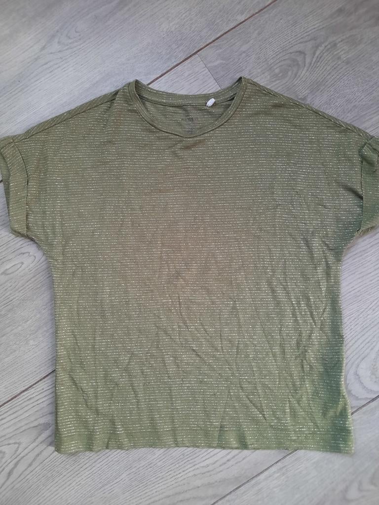 Name it shirt t-shirt groen glitter wijd model mt 122 / 128, Kinderen en Baby's, Kinderkleding | Maat 122, Gebruikt, Meisje, Ophalen of Verzenden