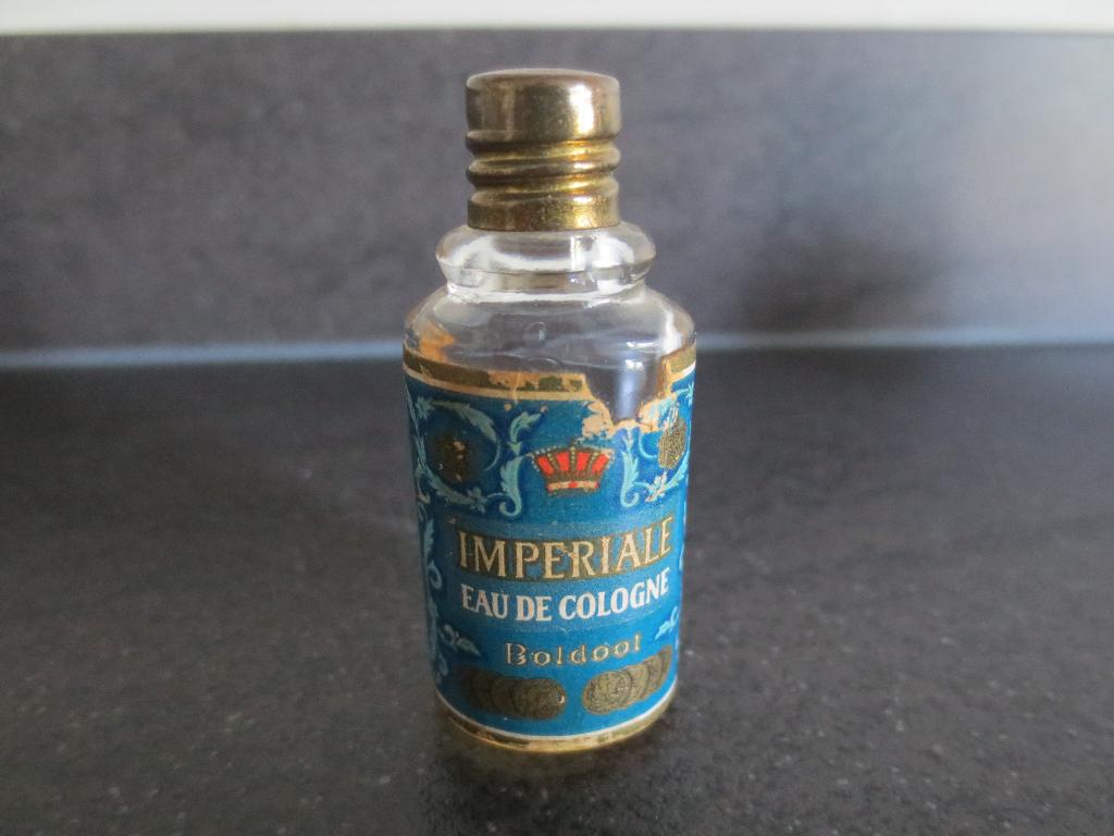 Boldoot: Miniatuur Flesje Eau de Cologne Imperiale 5 cm.hoog, Ophalen of Verzenden, Gebruikt, Miniatuur