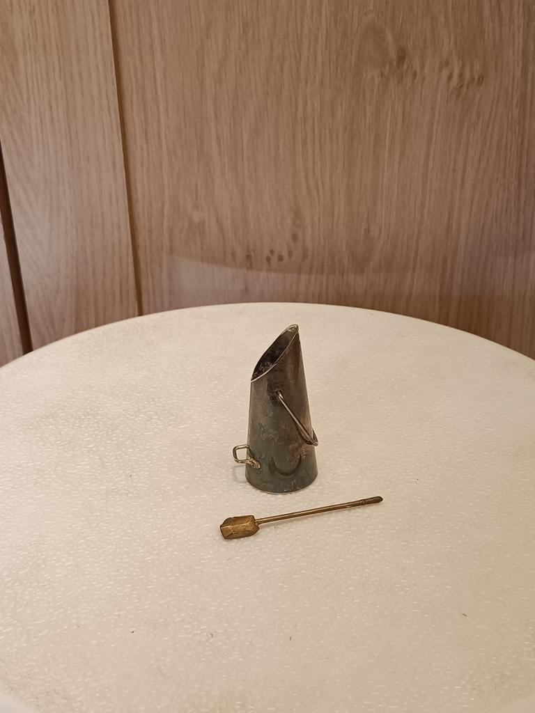 Oude metalen kolenkit  met schep poppenhuis /letterbak, Verzamelen, Poppenhuizen en Toebehoren, Ophalen of Verzenden, Gebruikt
