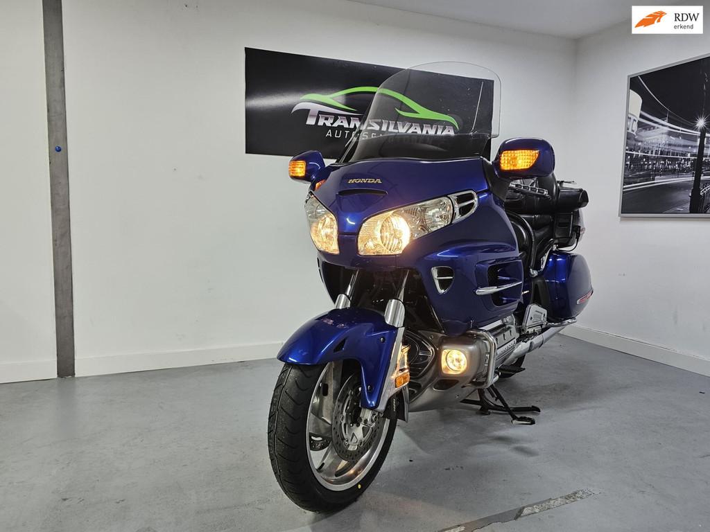Honda GL 1800 Gold Wing Dual C-ABS Deluxe, Honda, Onbekend@gmsi.com, Bedrijf, Meer dan 35 kW
