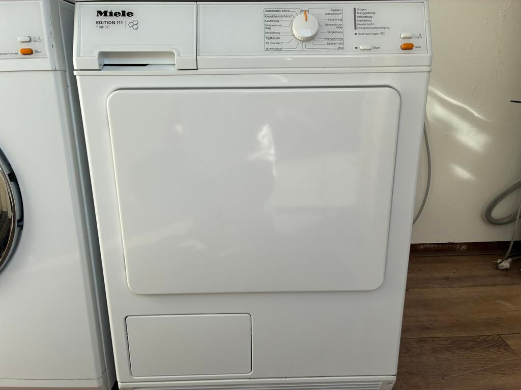In nette staat Miele Edition 111 Condensdroger, Witgoed en Apparatuur, Wasdrogers, Gebruikt, Condens, Voorlader, 6 tot 8 kg, 85 tot 90 cm