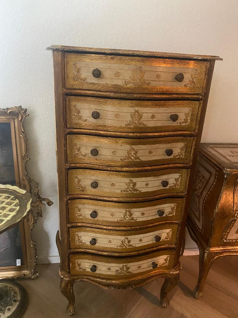 Mooi Florentijns ladenkastje, Ophalen of Verzenden