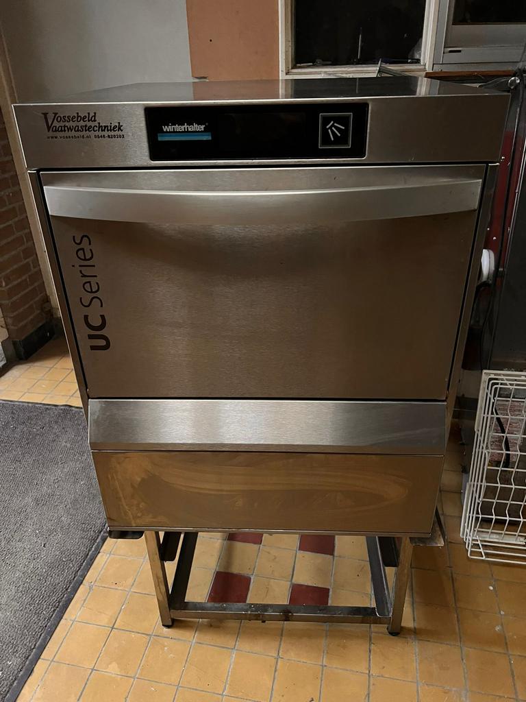 Winterhalter vaatwasser UC-M series, Ophalen of Verzenden, Gebruikt, Vrijstaand, Minder dan 85 cm