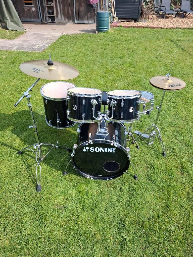 Sonor force 507 drumstel compleet, Muziek en Instrumenten, Drumstellen en Slagwerk, Ophalen of Verzenden, Gebruikt, Sonor