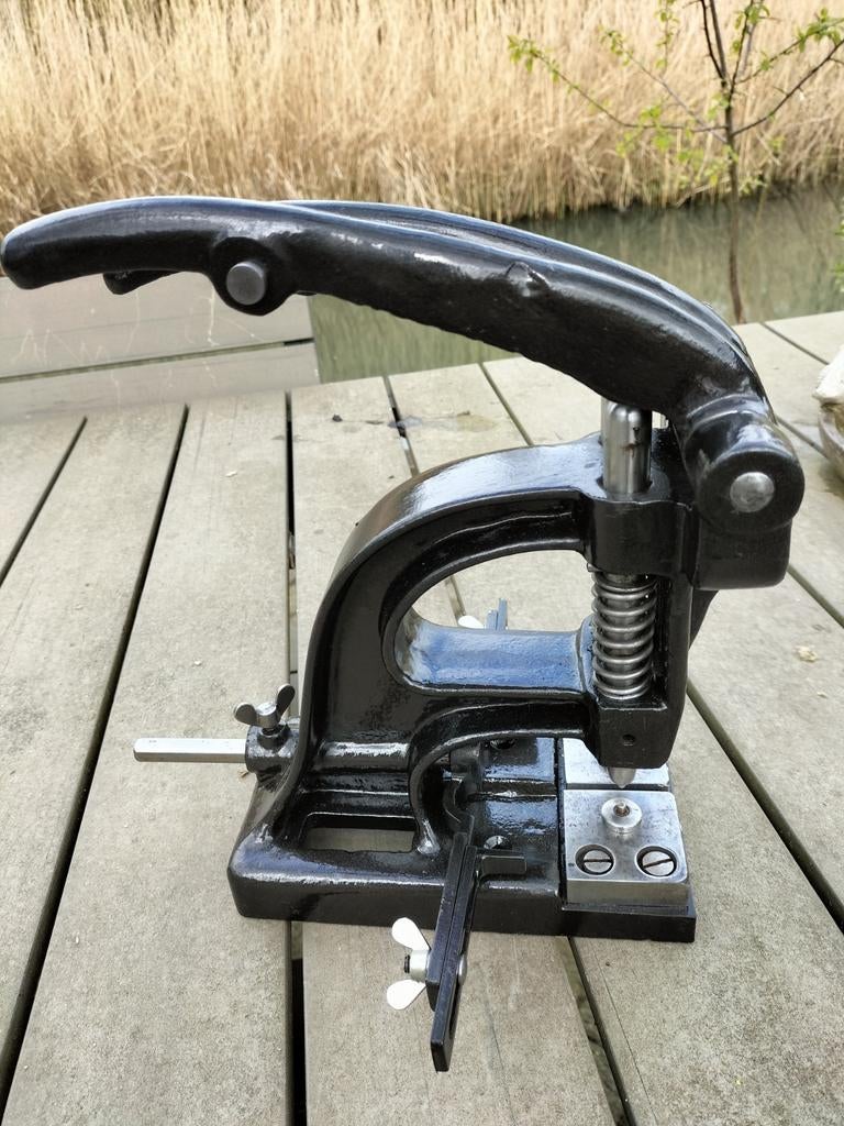 Dubbele schoenmakers pers, Antiek en Kunst, Antiek | Gereedschap en Instrumenten, Ophalen of Verzenden