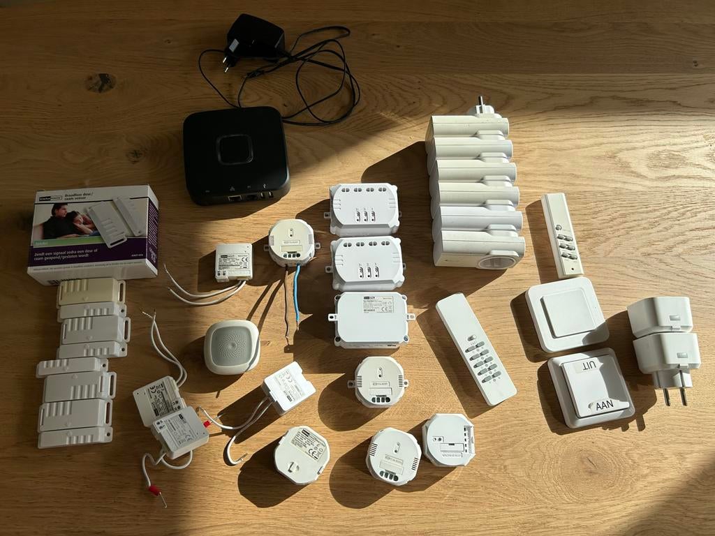 Grote KlikAanKlikUit set - schakelaars en meer, Ophalen of Verzenden, Gebruikt