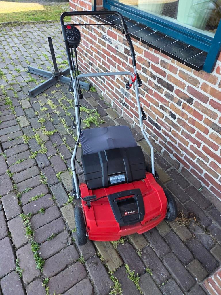 Elektrische verticuteermachine, Ophalen, Elektrisch