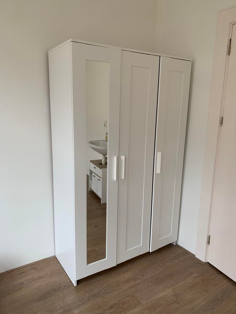 Brimnes Ikea kast, Ophalen, 50 tot 100 cm, Zo goed als nieuw, 150 tot 200 cm