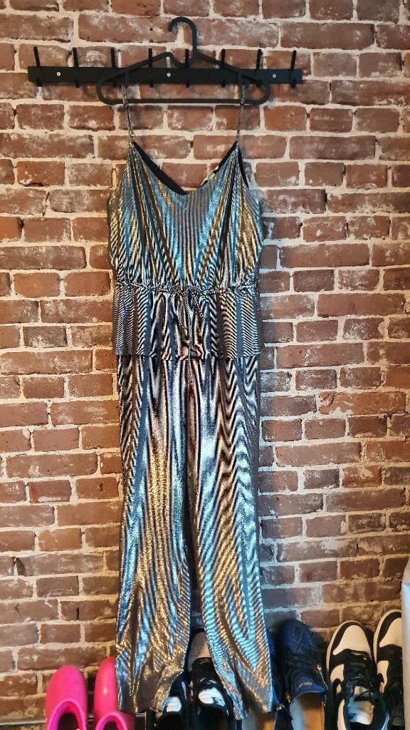 Zilveren party jumpsuit H&M nieuw met label glam maat L, Kleding | Dames, Jumpsuits, Ophalen of Verzenden, Nieuw, Maat 38/40 (M)