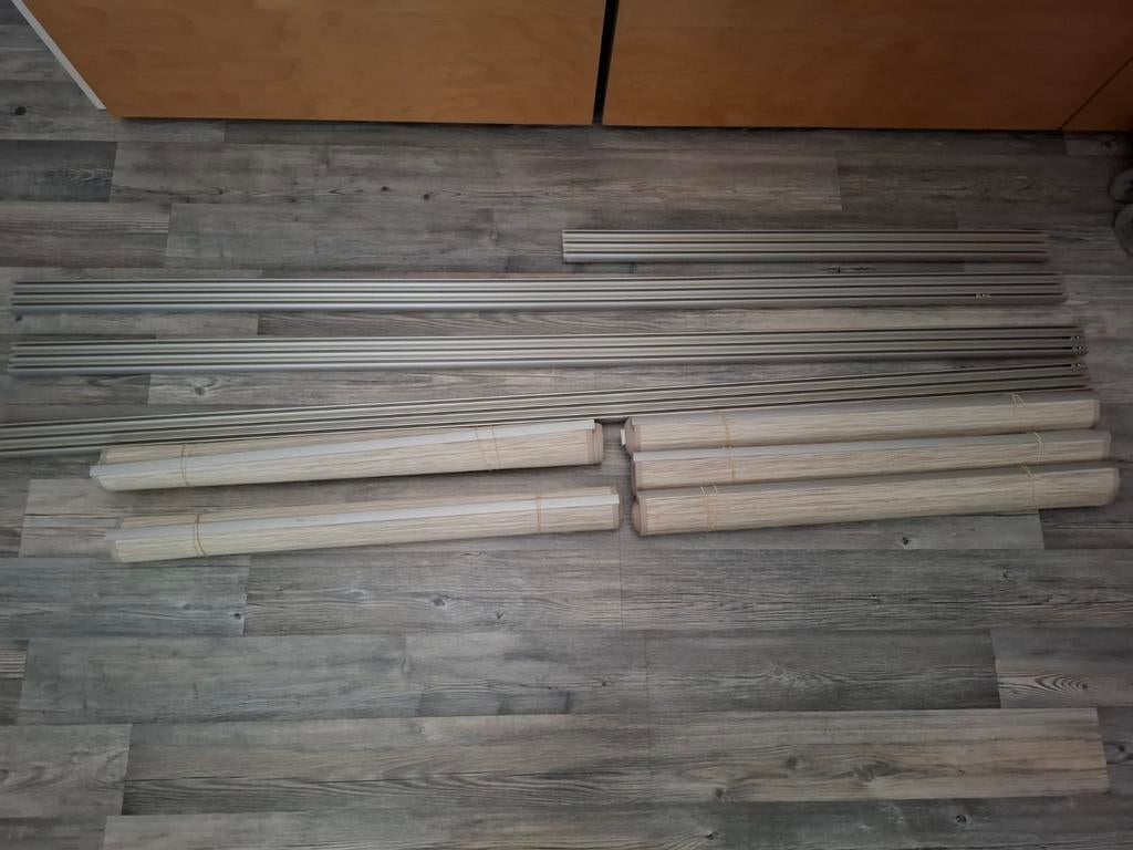 Ikea rails met 5 beige panelen, Huis en Inrichting, Stoffering | Gordijnen en Lamellen, Ophalen, Beige, 200 cm of meer