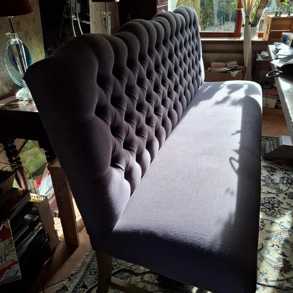 Eetkamerbank Olav 2 meter met gecapitonneerde rugleuning en, Huis en Inrichting, Banken | Bankstellen, Ophalen, Gebruikt, Minder dan 75 cm