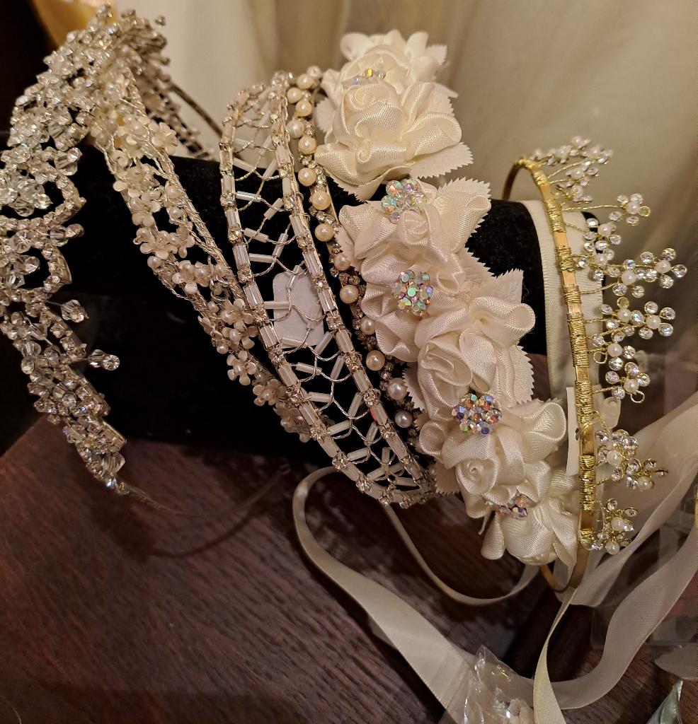 bruids accessoires 6 haarbanden en kroontjes, Kleding | Dames, Ophalen of Verzenden, Nieuw, Accessoires