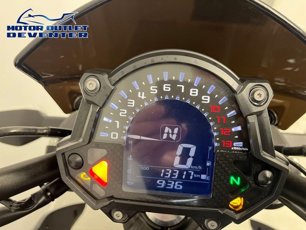 Mooie KAWASAKI Z650 ABS AKRAPOVIC 35kW - foto 2