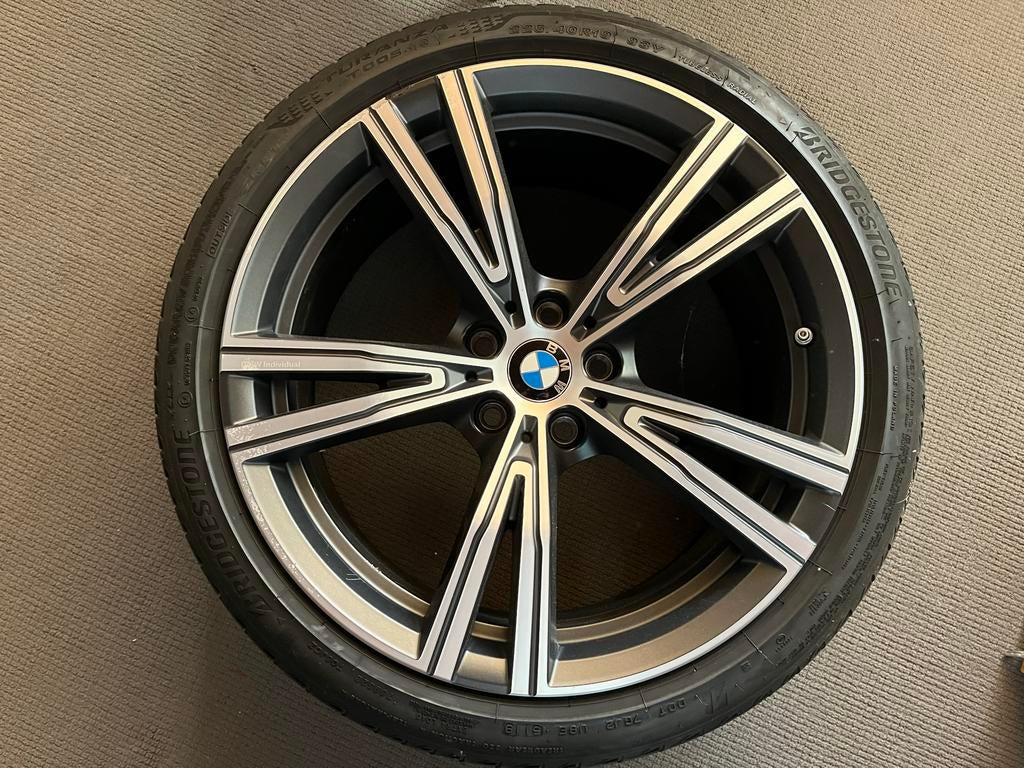 BMW 19 inch velg Individual, Gebruikt, Banden en Velgen, Personenwagen, Ophalen