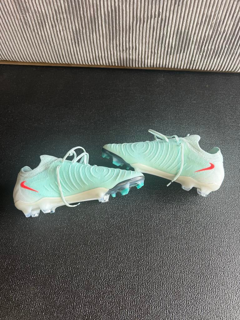 Nike Phantom GT2 Elite FG Voetbalschoenen - Zo goed als nieu, Sport en Fitness, Voetbal, Ophalen, Schoenen, Maat L, Zo goed als nieuw