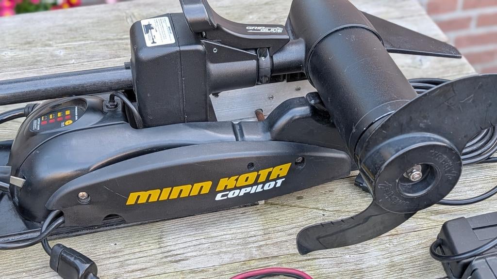 Minnkota copilot fronttroller 24v 70 lbs, Ophalen