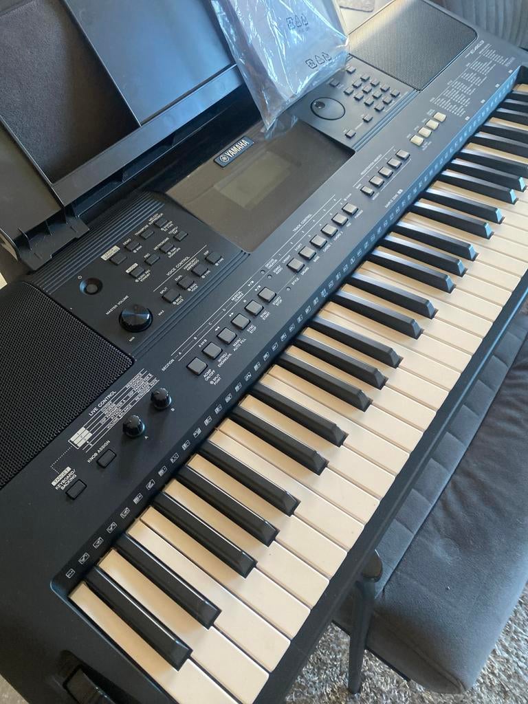 Yamaha PSR-E463 Keyboard zo goed als nieuw!!, Ophalen, Gebruikt, 61 toetsen, Yamaha