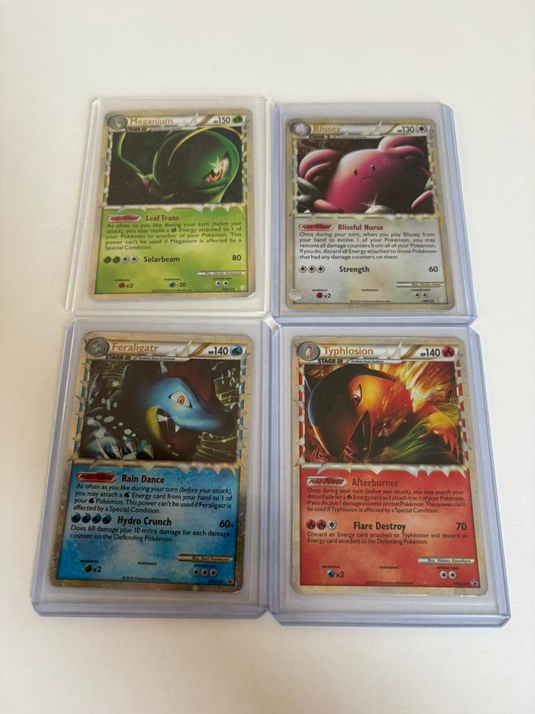Pokemon verzameling 2010/2011 verschillende sets, Ophalen of Verzenden, Zo goed als nieuw, Meerdere kaarten