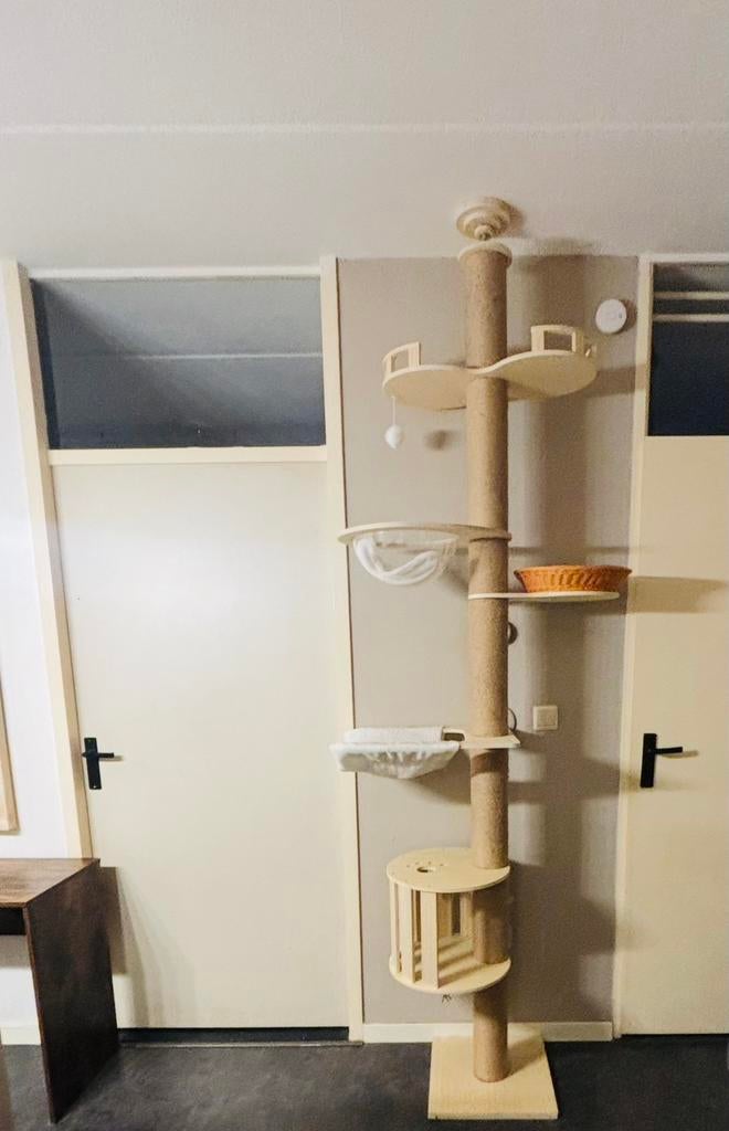 Kattenboom (krabpaal) 2 weken in gebruik geweest!, Ophalen, Zo goed als nieuw, Krabpaal