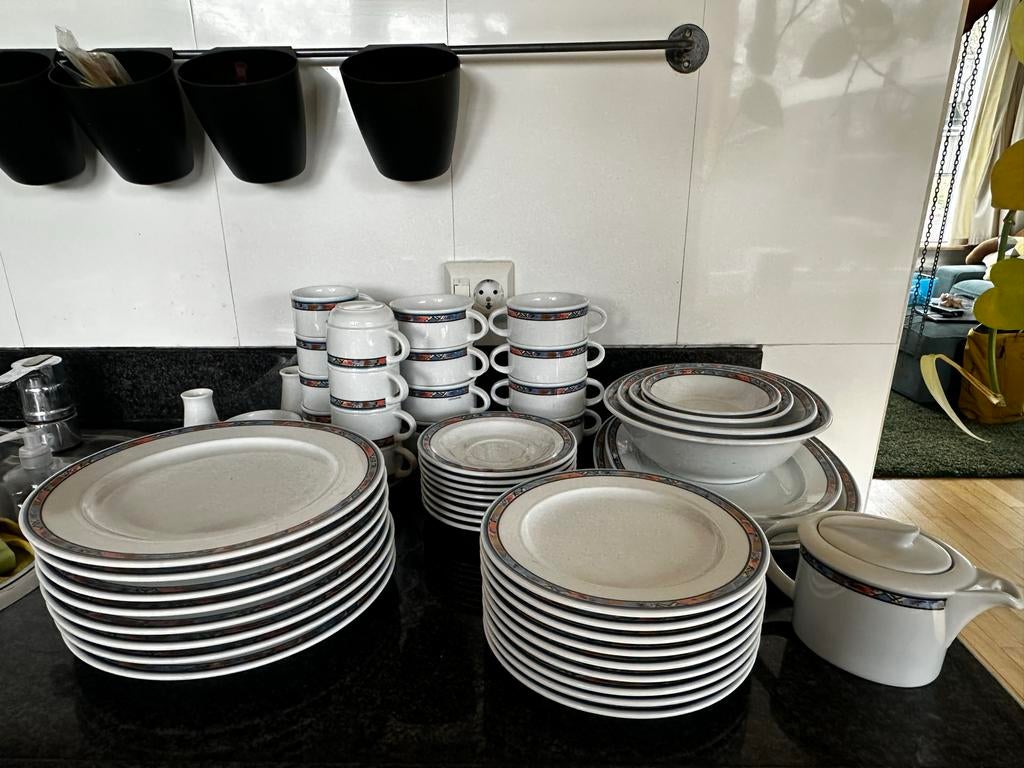 Hutschenreuther Leonard Germany Paris Servies, Ophalen