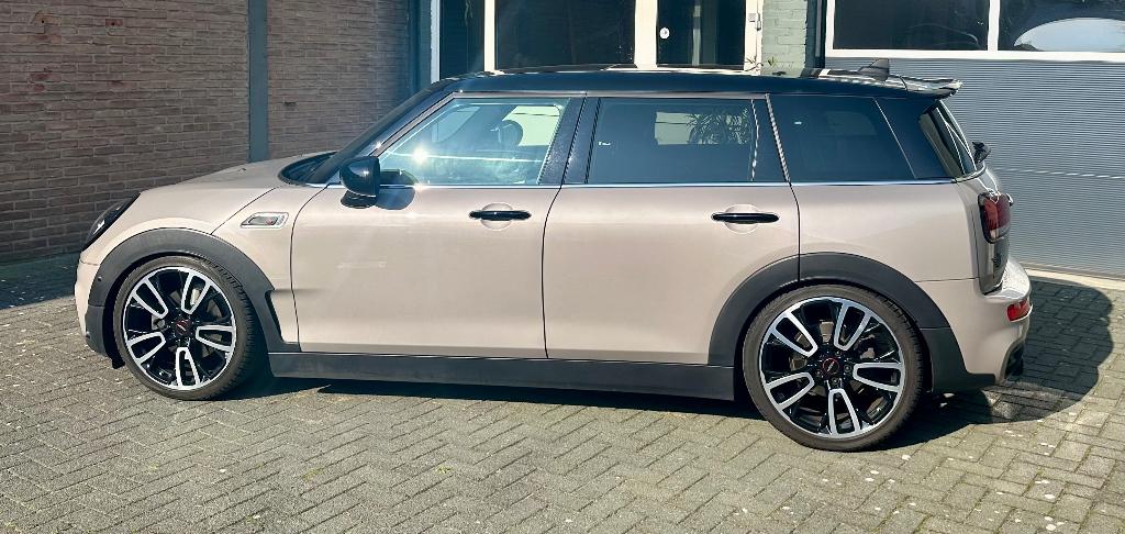 Mini Clubman 2.0 178pk Aut 2021 Rooftop Grey, Auto's, Automaat, Achterwielaandrijving, Leder, Particulier