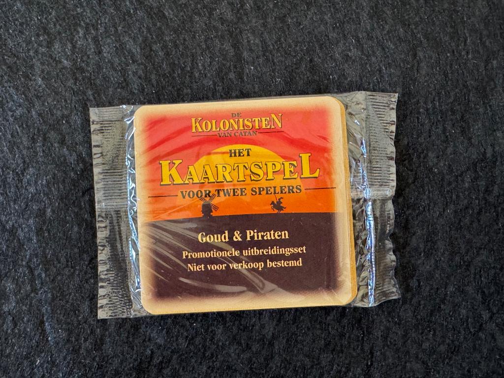 UNIEKE uitbreiding GOUD EN PIRATEN kaartspel van Catan NIEUW, Hobby en Vrije tijd, Gezelschapsspellen | Kaartspellen, Zo goed als nieuw