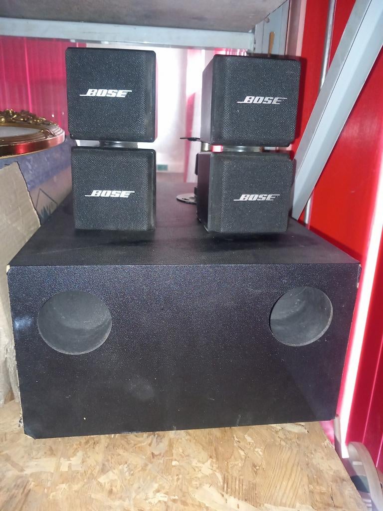 Bose, Ophalen, Minder dan 60 watt, Front, Rear of Stereo speakers, Bose