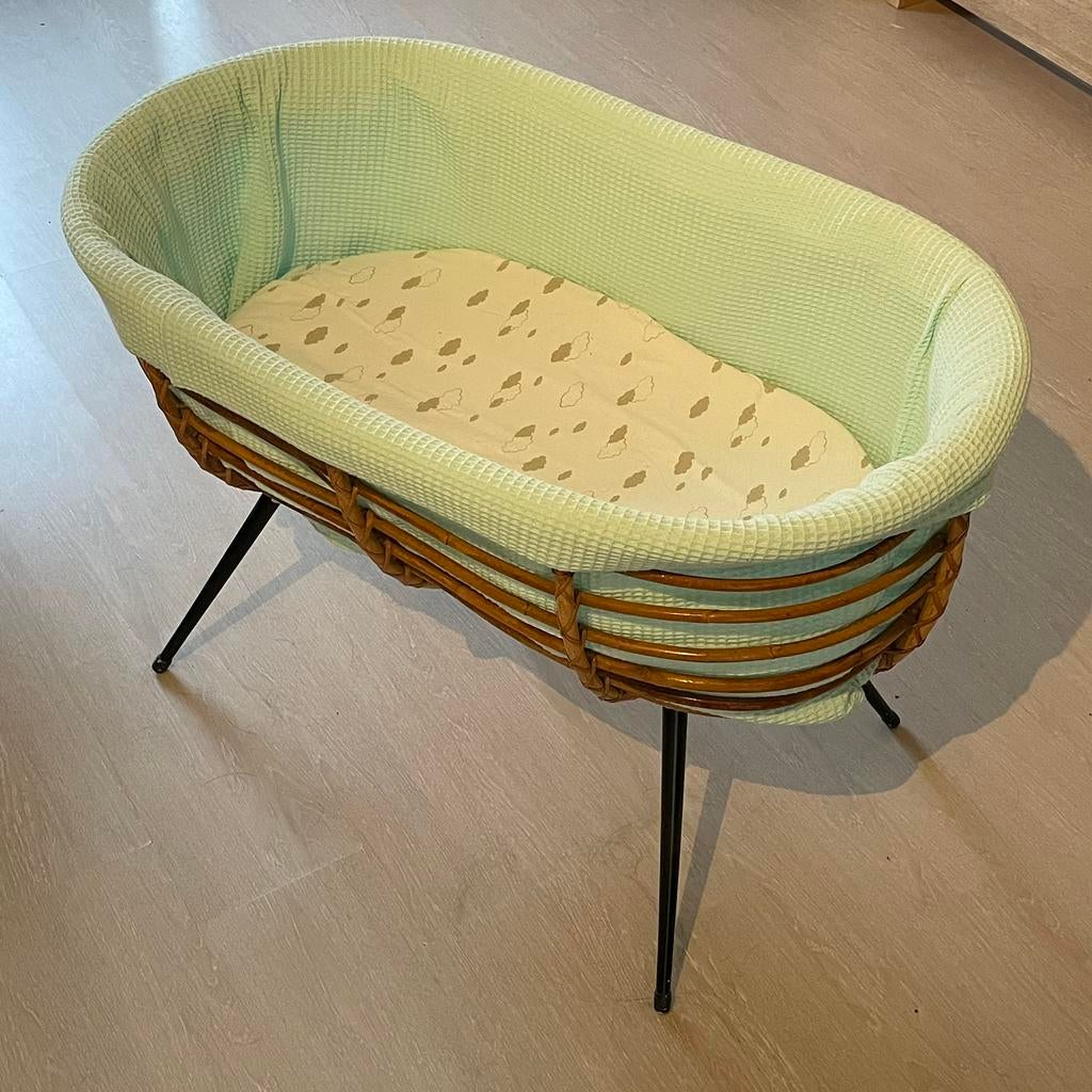 Wieg, Kinderen en Baby's, Babywiegjes en Ledikanten, Ophalen, Zo goed als nieuw, Wieg