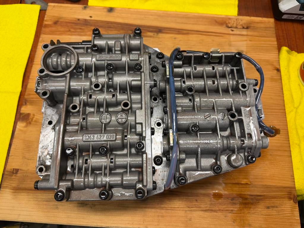 ZF BMW 4HP22 EH kleppenhuis brein valve body nieuw type, Auto-onderdelen, Ophalen of Verzenden, Nieuw, BMW