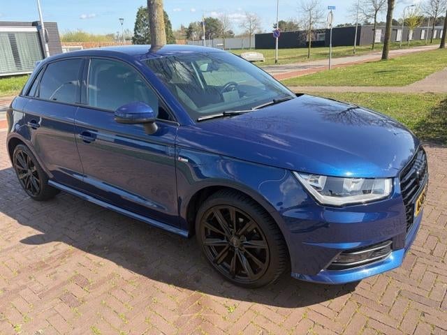 Audi A1 Sportback 1.0 Tfsi 82pk 2016 Blauw, Voorwielaandrijving, Stof, A1, Blauw