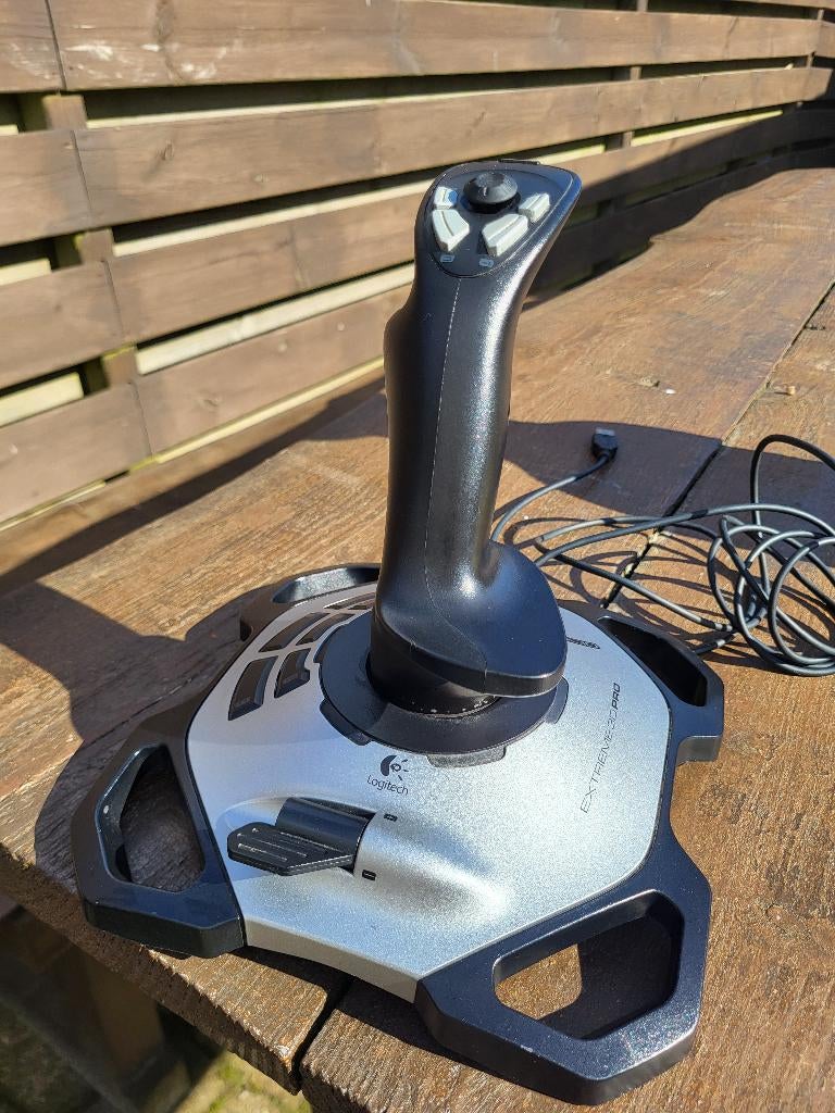 Logitech Extreme 3D Pro Joystick – Goede staat, Ophalen of Verzenden, Zo goed als nieuw, Logitech
