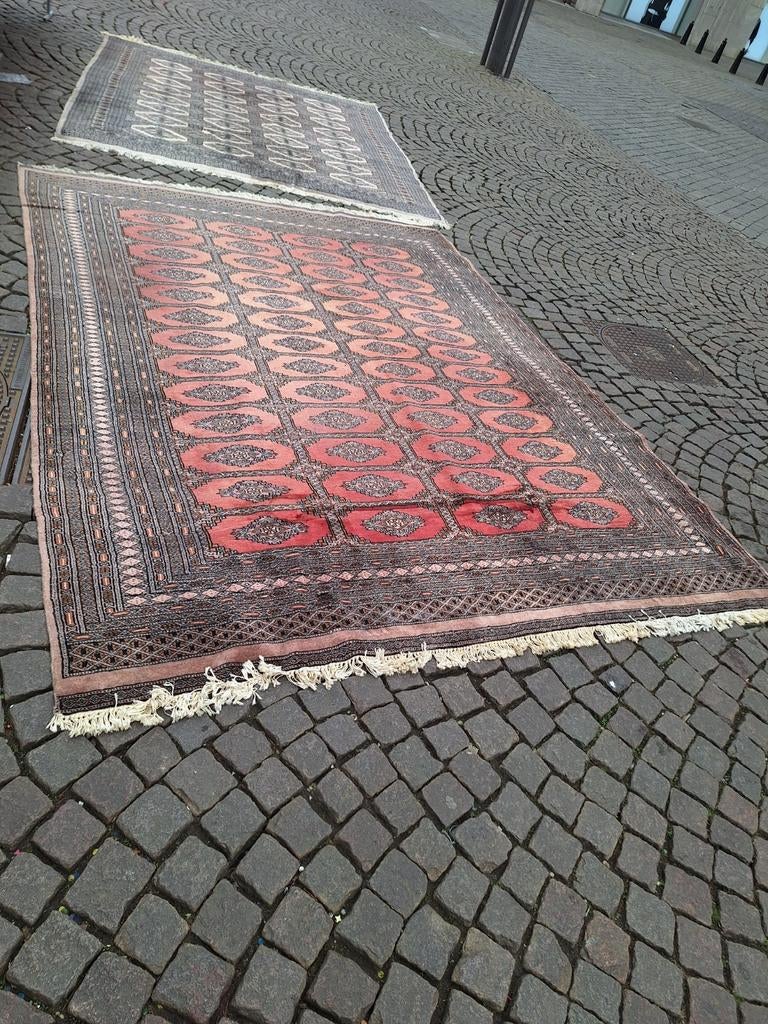 2 stuks  hand werk tapijt  3 meter lang 2,30 meter breed, Ophalen of Verzenden