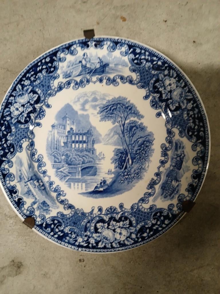 Bord petrus regout Maestricht, Antiek en Kunst, Antiek | Wandborden en Tegels, Ophalen of Verzenden