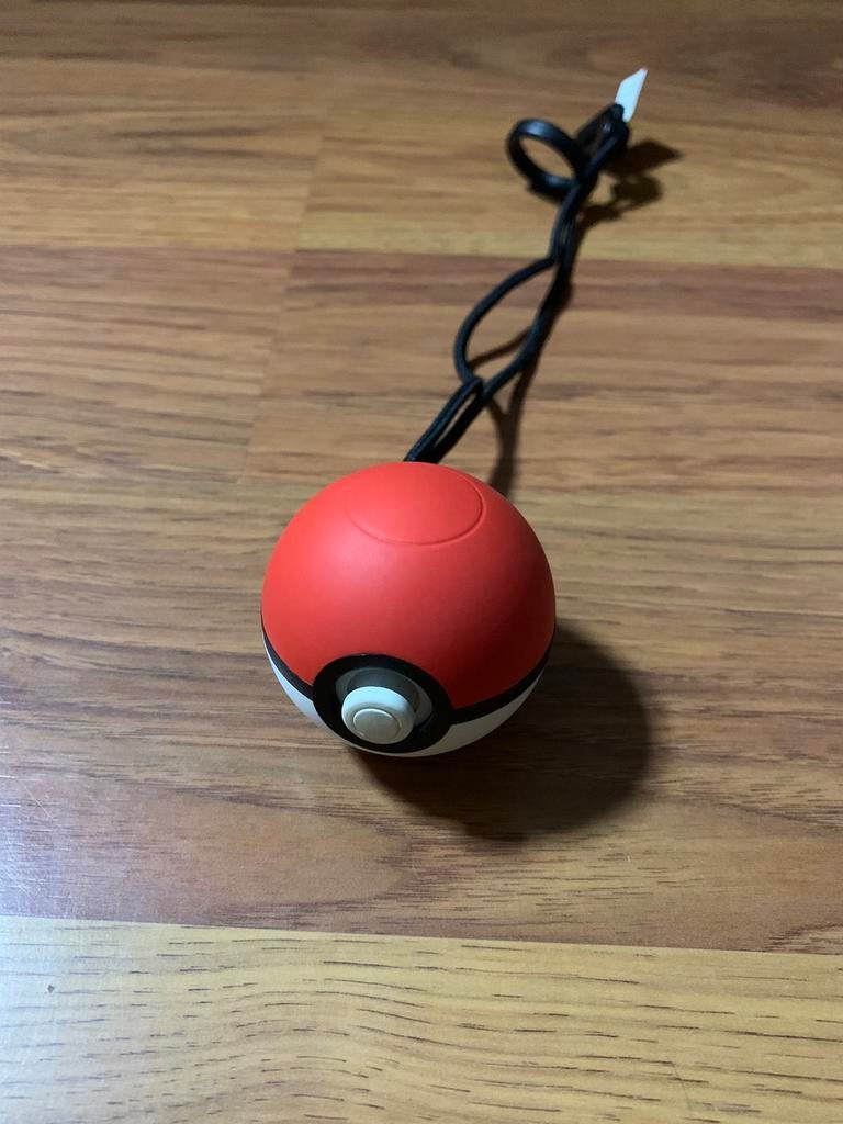 Pokeball Plus | Nintendo Switch, 1 speler, Ophalen of Verzenden, Zo goed als nieuw, Vanaf 3 jaar