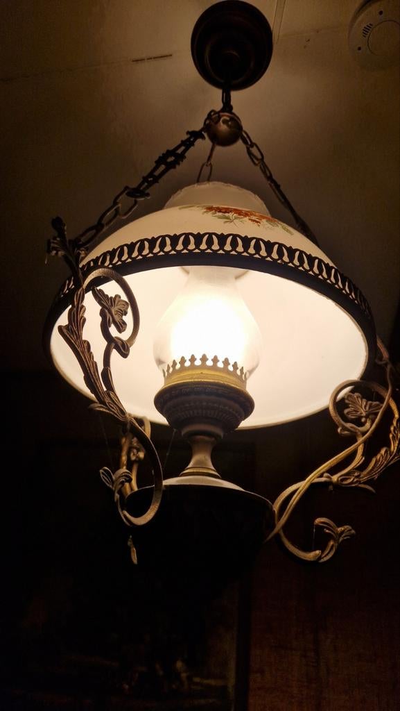 Antieke hanglamp met bloemmotief, Ophalen of Verzenden