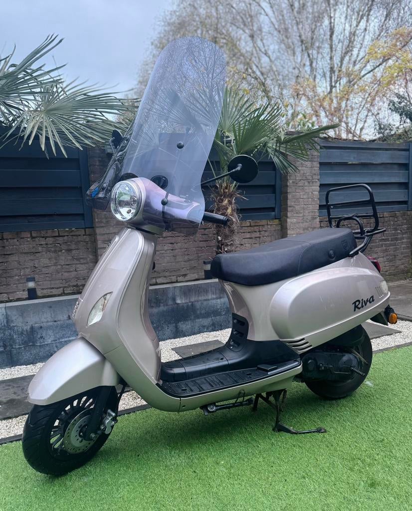 BTC Riva snor scooter, Fietsen en Brommers, Gebruikt, Benzine, Ophalen, Overige merken