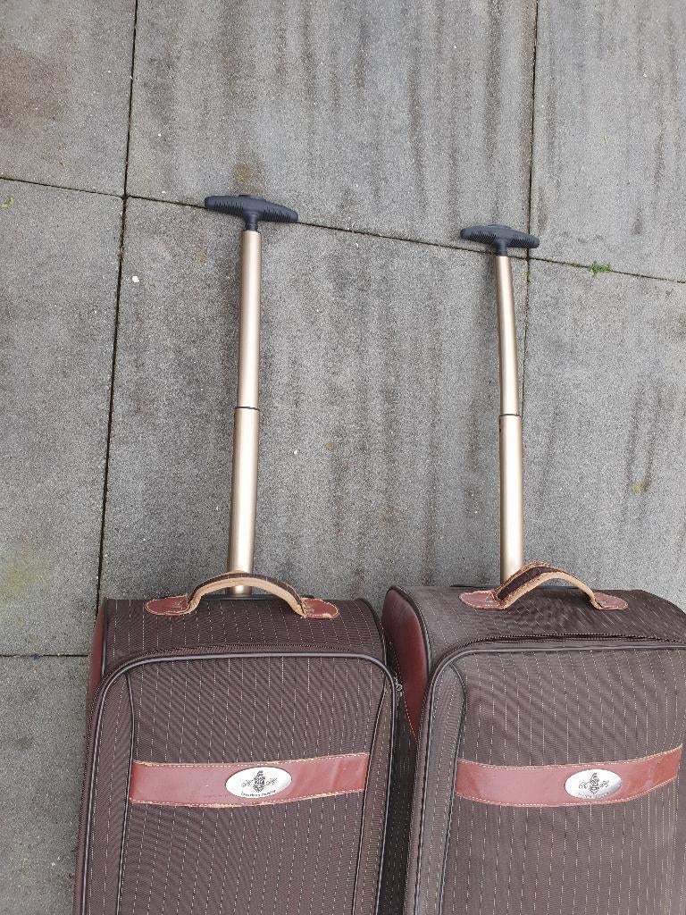 2 koffers, Overige materialen, Wieltjes, 50 tot 60 cm, Ophalen of Verzenden