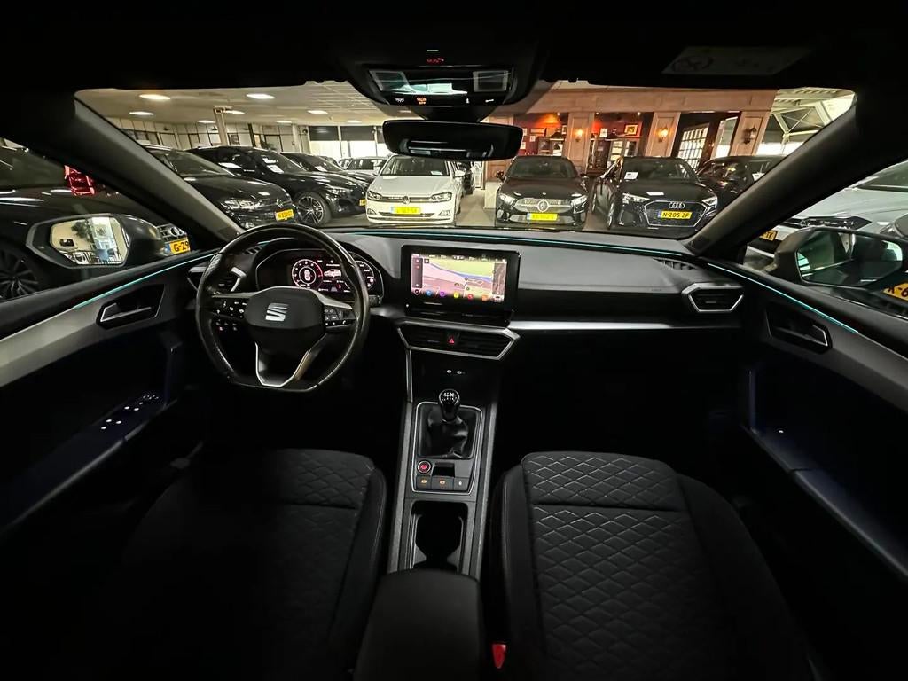 Seat Leon Sportstourer 1.5 TSI FR Launch Editio € 15.499,0, Voorwielaandrijving, Stof, 680 kg, 4 cilinders