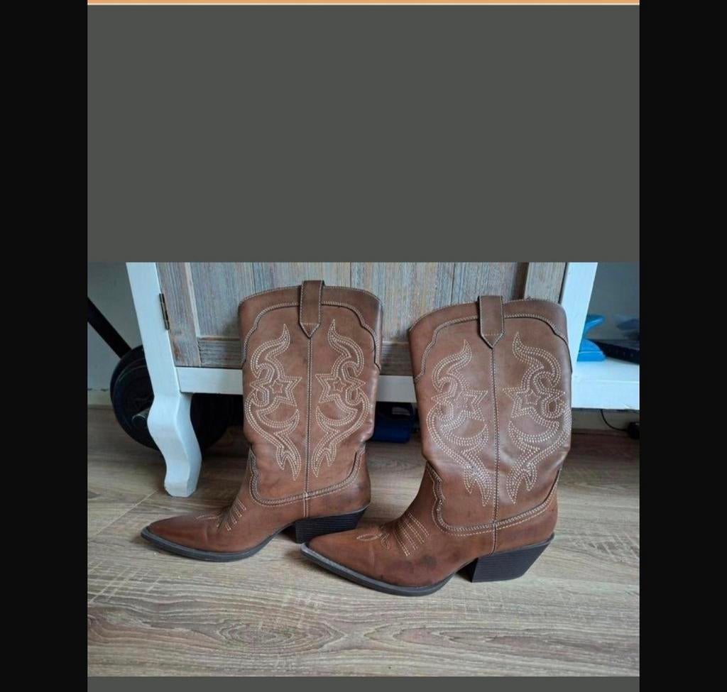 Maat 39 merk pull & bear, Ophalen of Verzenden, Zo goed als nieuw, Sneakers of Gympen