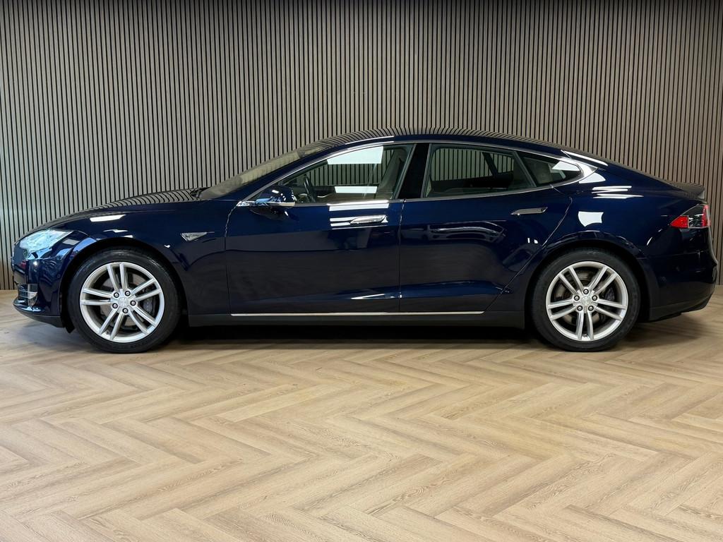 Tesla Model S 60 Base NAVIGATIE CAMERA PDC CRUISE AIRCO LEDE, Achterwielaandrijving, Gebruikt, Beige, Met garantie (alle)
