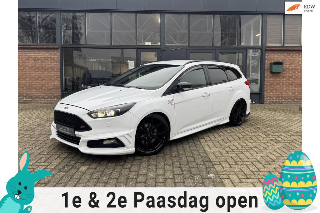 Ford Focus Wagon 2.0 ST, Xenon, Bull-x, Vol leer, 15 km/l, Gebruikt, Zwart, 4 cilinders