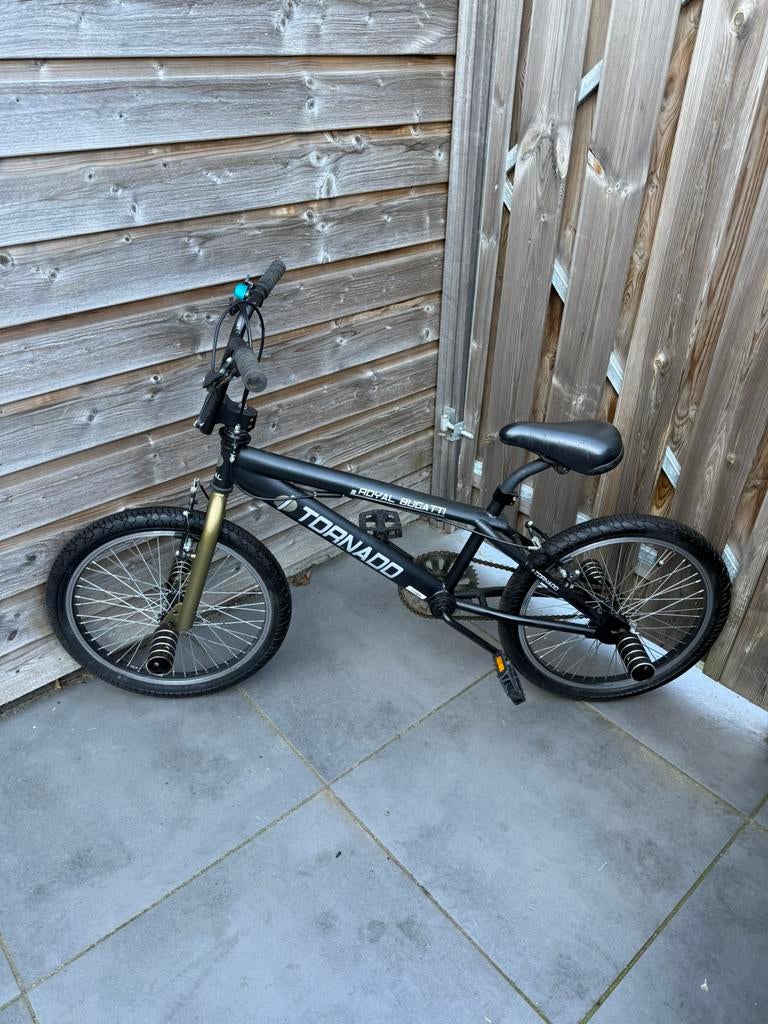 BMX Royal Buggati Tornado Crossfiets Stuntfiets 20” (Zgan), Ophalen, Zo goed als nieuw, 20 inch, Handrem