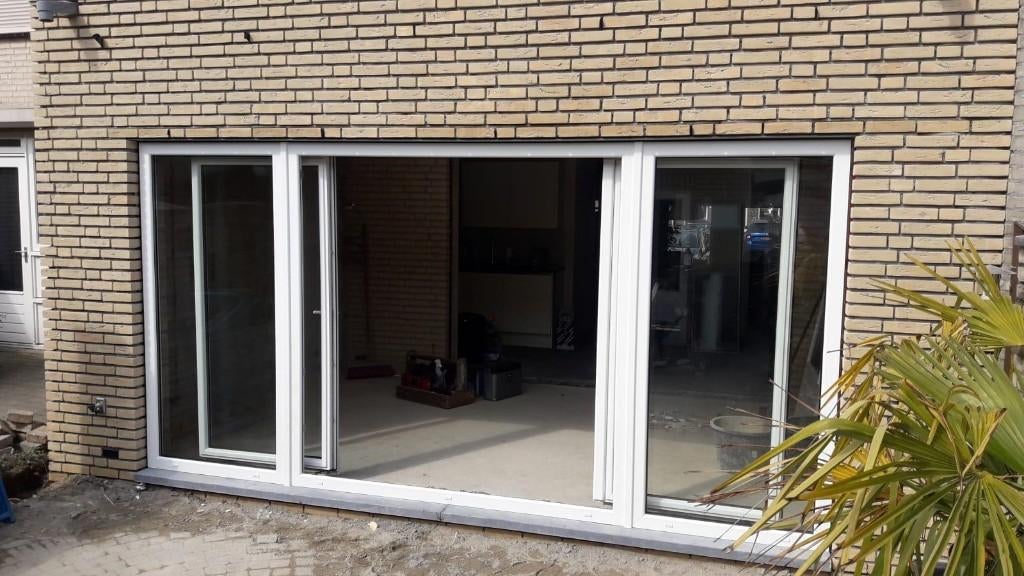 4 delige kantel schuifpuien in wit kunststof 5000 x 2100, Kunststof, 225 cm of meer, Nieuw, Ophalen of Verzenden