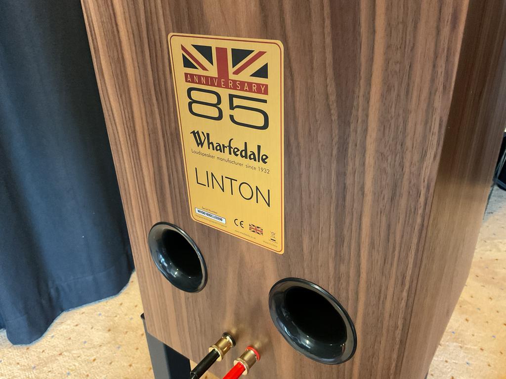 Wharfedale Linton Heritage luidsprekers met statieven, Overige merken, Nieuw, Ophalen of Verzenden, 120 watt of meer