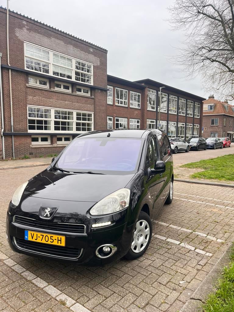 Peugeot Partner MARGE 1.6 HDI 66KW 2014, Euro 5, Stof, 4 cilinders, Zwart